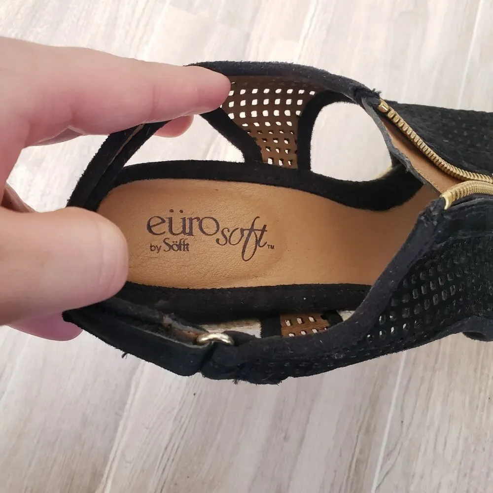 Sofft Black Suede Raffia Wedge Sandals Perforated Leather Sz 7.5 Ankle Strap